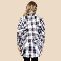 Load image into Gallery viewer, 10904 - Houndstooth Pattern Shacket with Pockets - Black White
