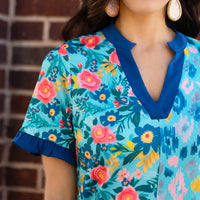 Load image into Gallery viewer, 10980 - Floral V-Neck Half Sleeve Top
