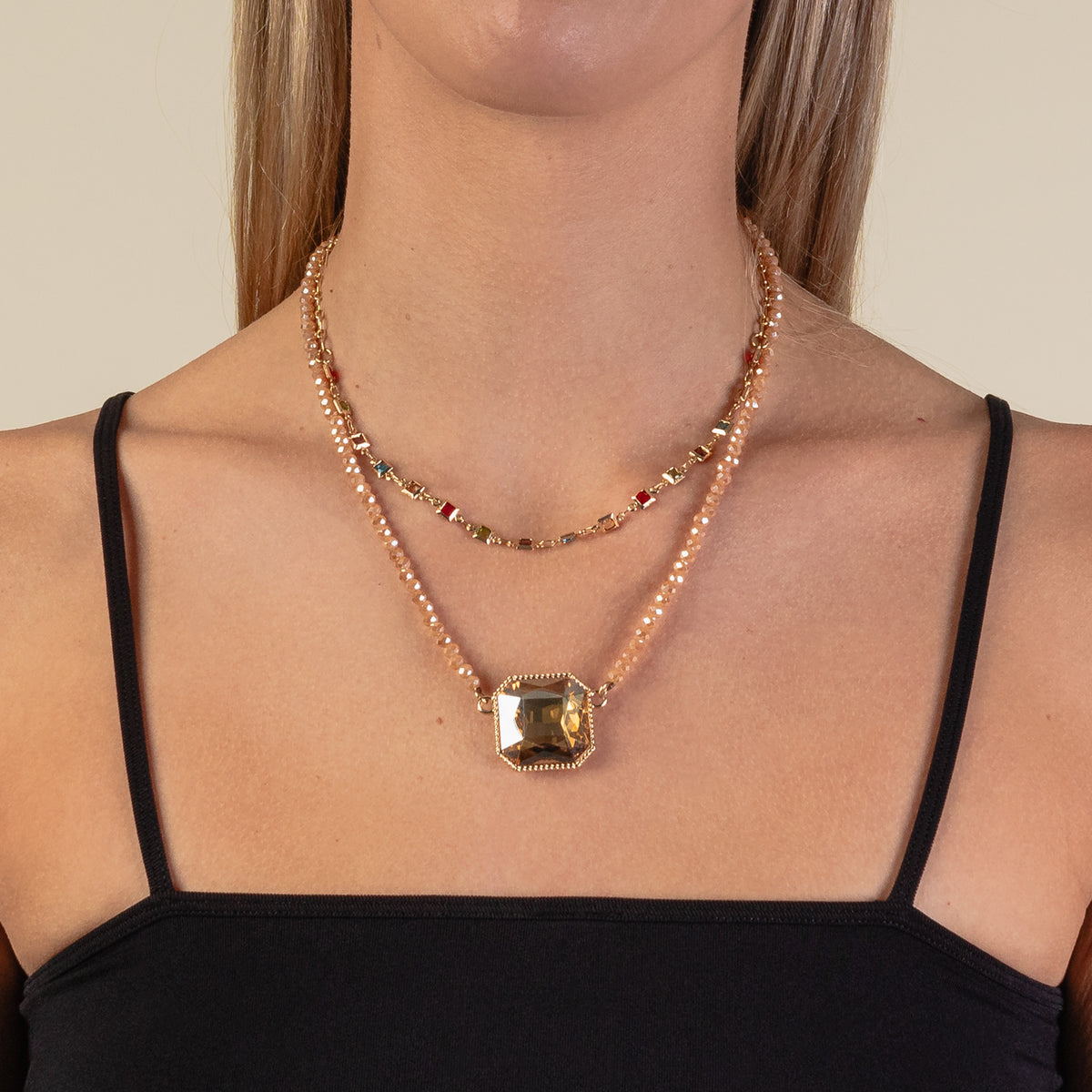 1162 - Layered Pendant Necklace - Gold