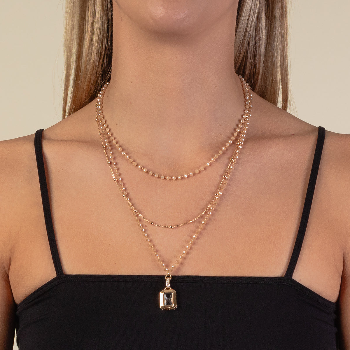 1164 - Layered Pendant Necklace - Gold