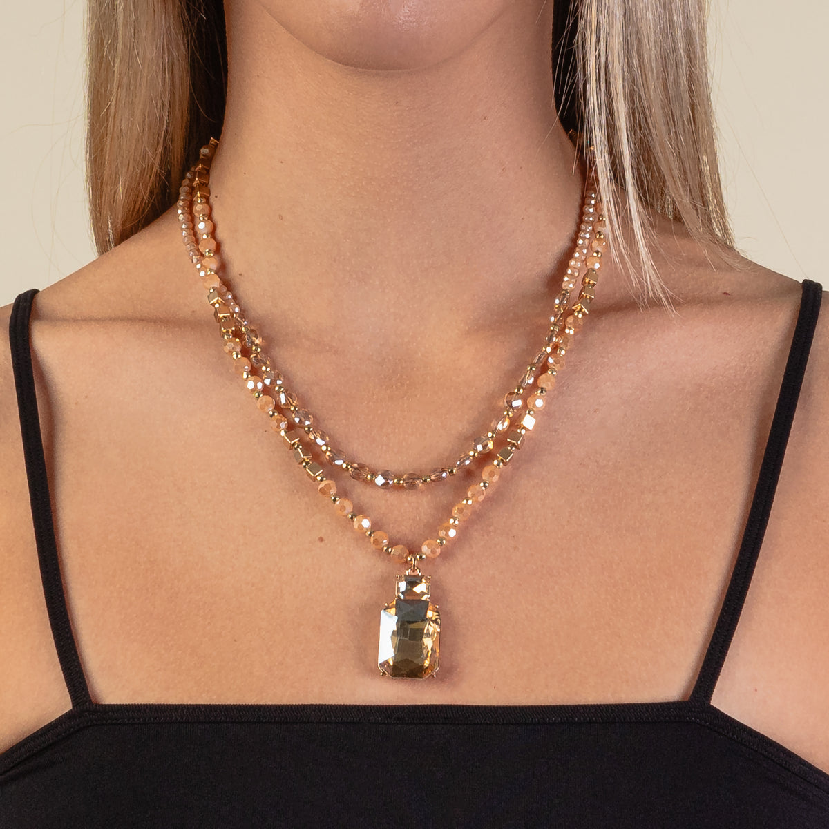 1213 - Layered Pendant Necklace - Gold