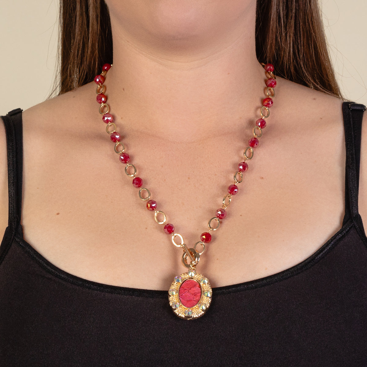 1270 - Western Pendant Necklace - Red