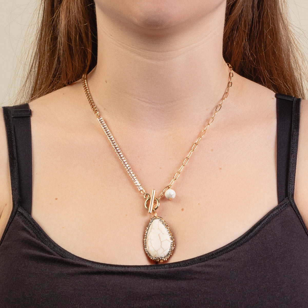 1285 - Crystal Drop Necklace - Ivory