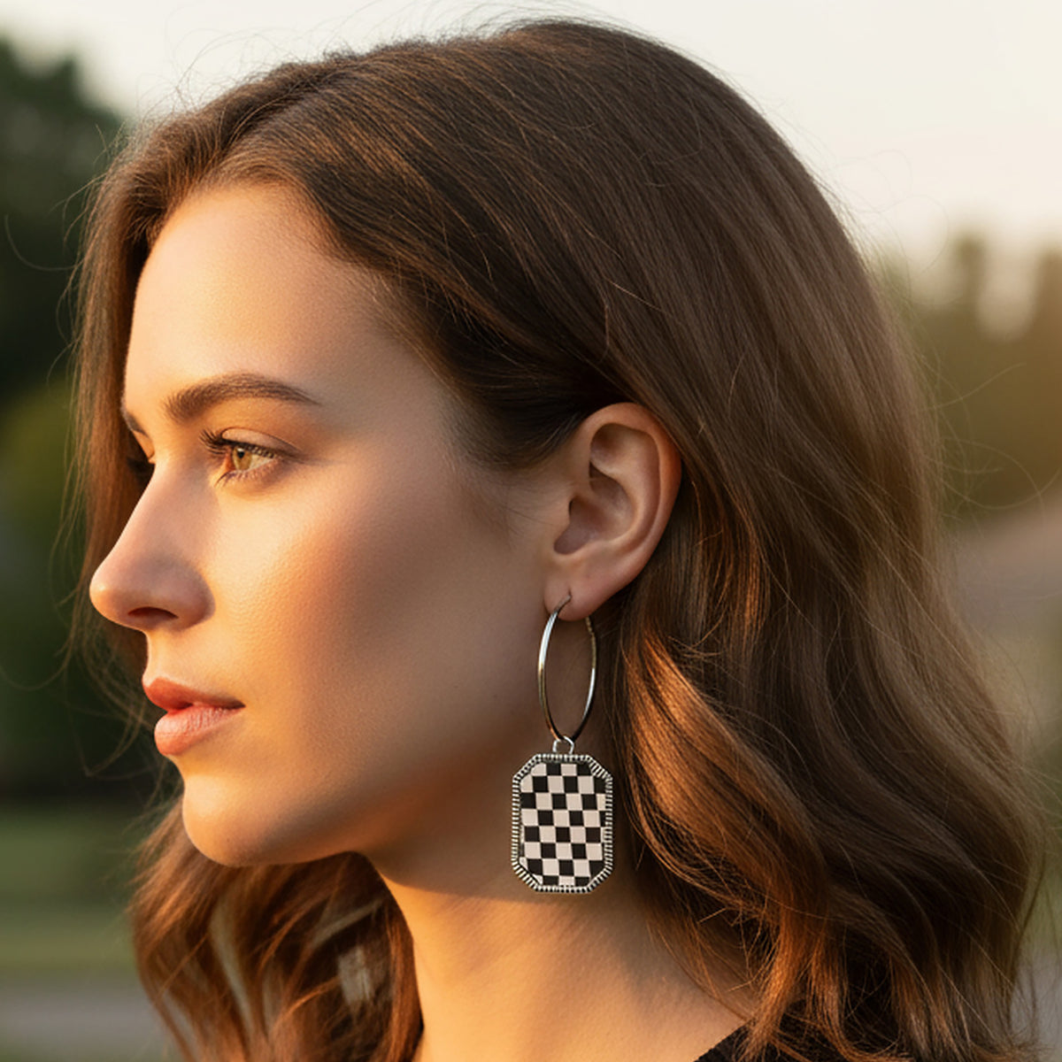 13035 - Checkered Hoop Earrings - Black & White