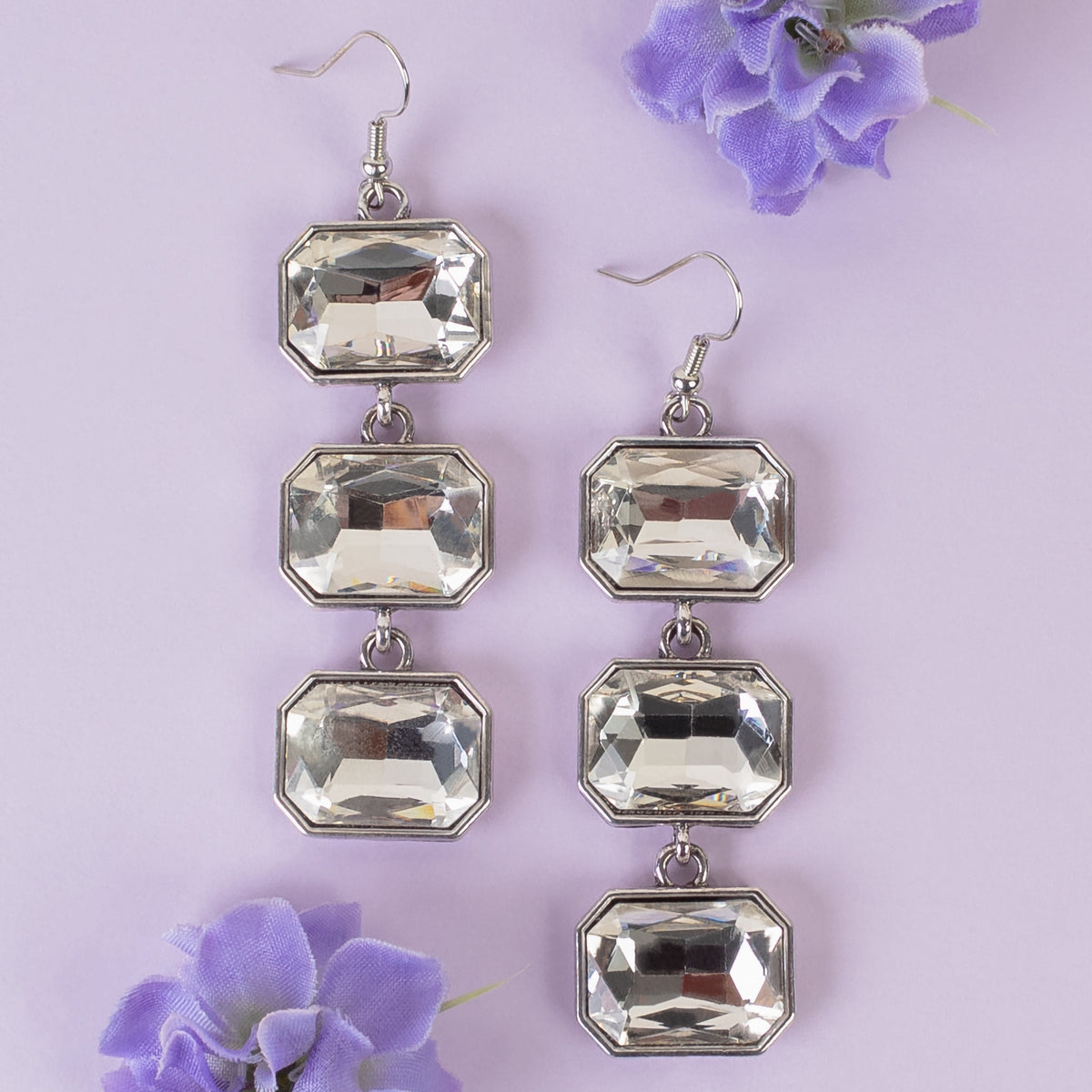 1382 - Crystal Drop Earrings - Clear