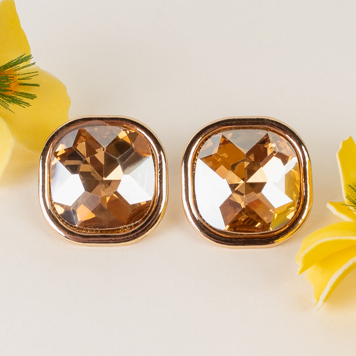 1385 - Crystal Stud Earrings - Gold
