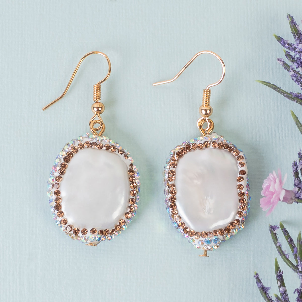 1389 - Mother of Pearl Earrings - Pearl