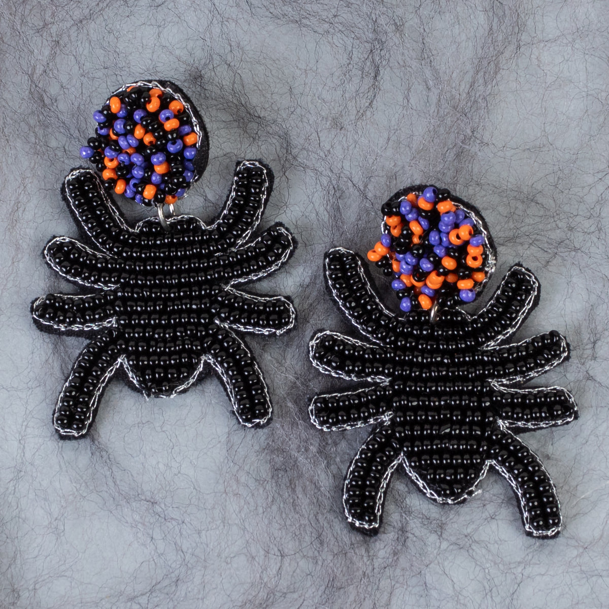 1560 - Beaded Spider Earrings - Black