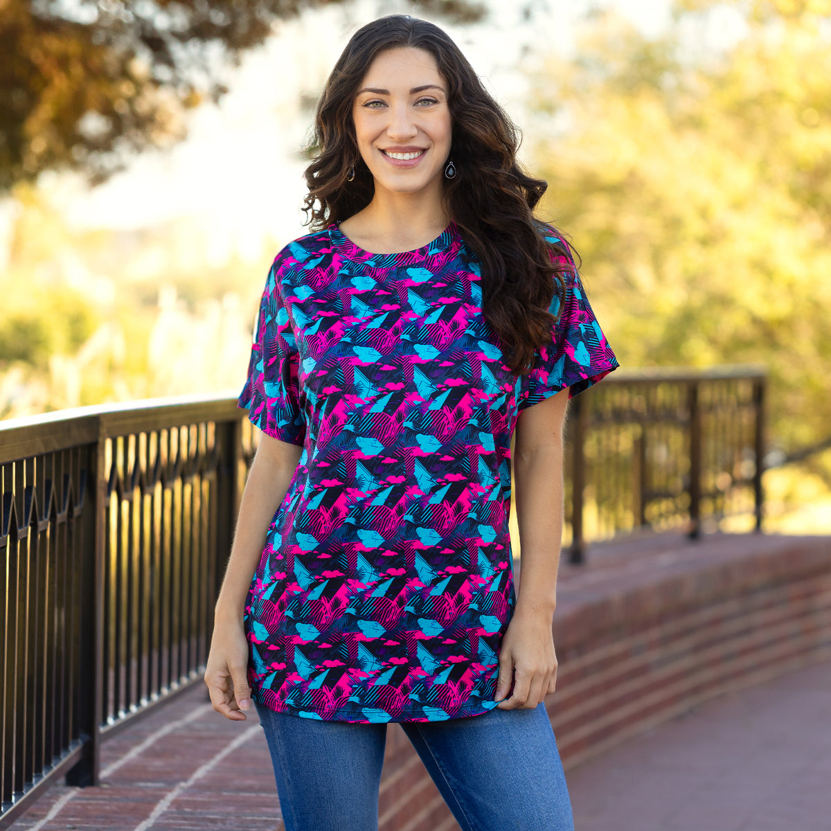 30014 - Geometric Print Half Sleeve Top