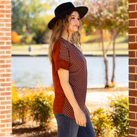 Load image into Gallery viewer, 30028 - Brown Geometric Print Half Sleeve Top
