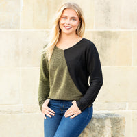 Load image into Gallery viewer, 40005 - V Neck Shimmer Color Block Top - Black
