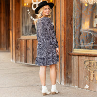 Load image into Gallery viewer, 40022 - Grey Leopard Dress with Pockets
