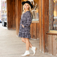 Load image into Gallery viewer, 40022 - Grey Leopard Dress with Pockets
