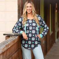 Load image into Gallery viewer, 40027 - Western Print Hoodie with Pockets
