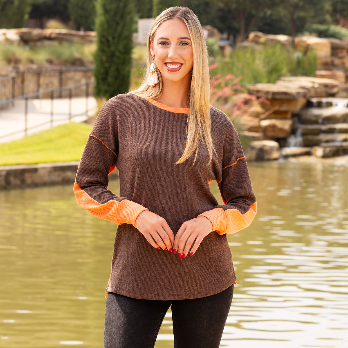 40041 - Color Block Long Sleeve Top