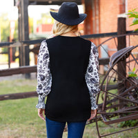 Load image into Gallery viewer, 40052 - Paisley Print Bubble Sleeve Top
