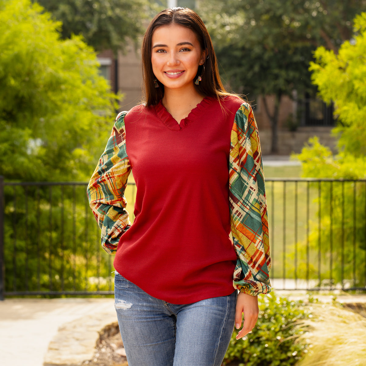 40060 - V-Neck Waffle Knit Top with Plaid Print