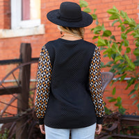 Load image into Gallery viewer, 40066 - Quilted Geometric Print Long Sleeve Top
