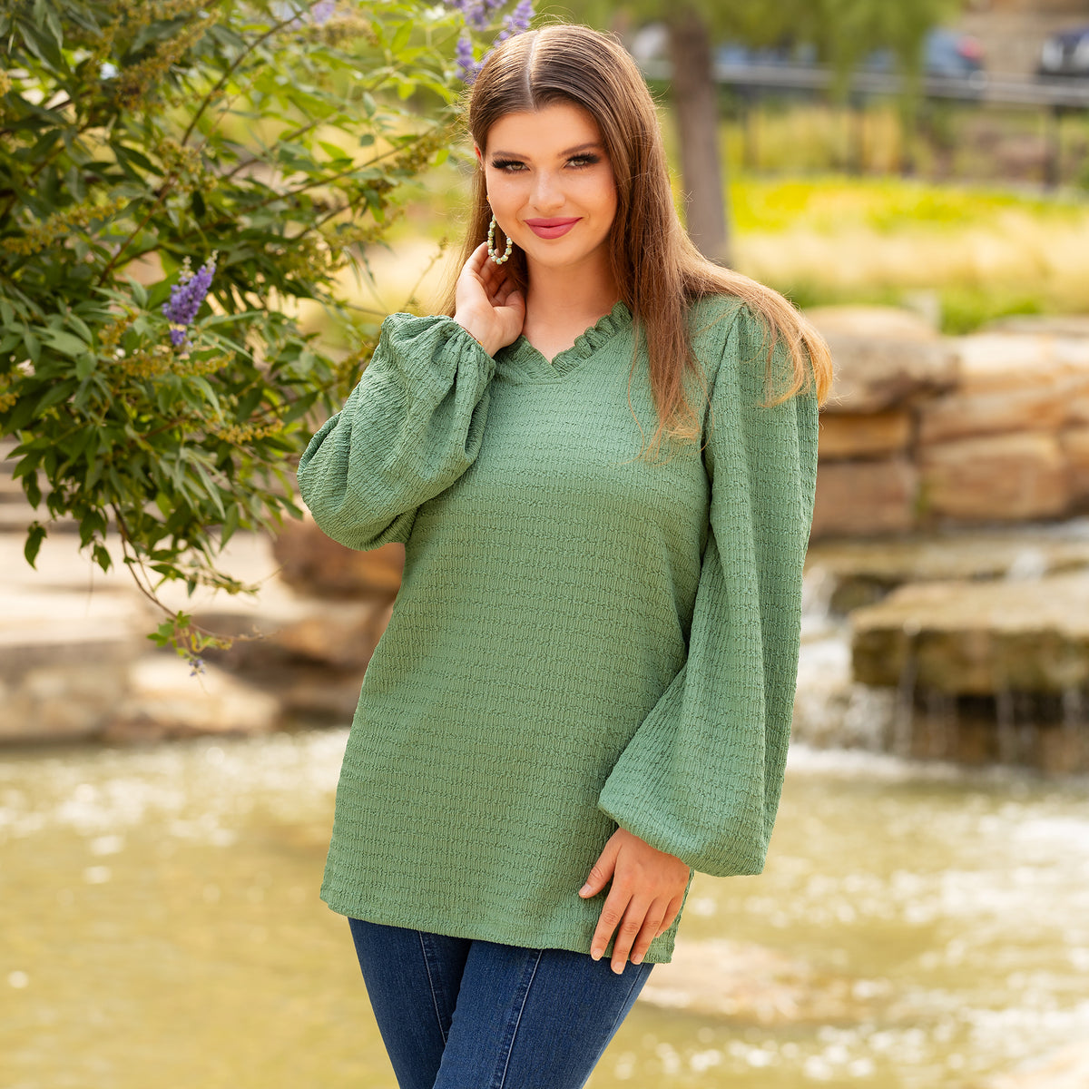 40079 - V-Neck Textured Long Sleeve Top - Pistachio