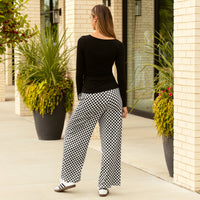 Load image into Gallery viewer, 50103 - Checkered Wide Leg Pants with Pockets
