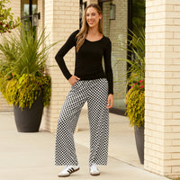 Load image into Gallery viewer, 50103 - Checkered Wide Leg Pants with Pockets
