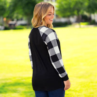 Load image into Gallery viewer, 50121 - Plaid Long Sleeve Top - Black
