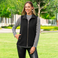 Load image into Gallery viewer, 50126 - Quilted Zip-Up Vest with Pockets - Black
