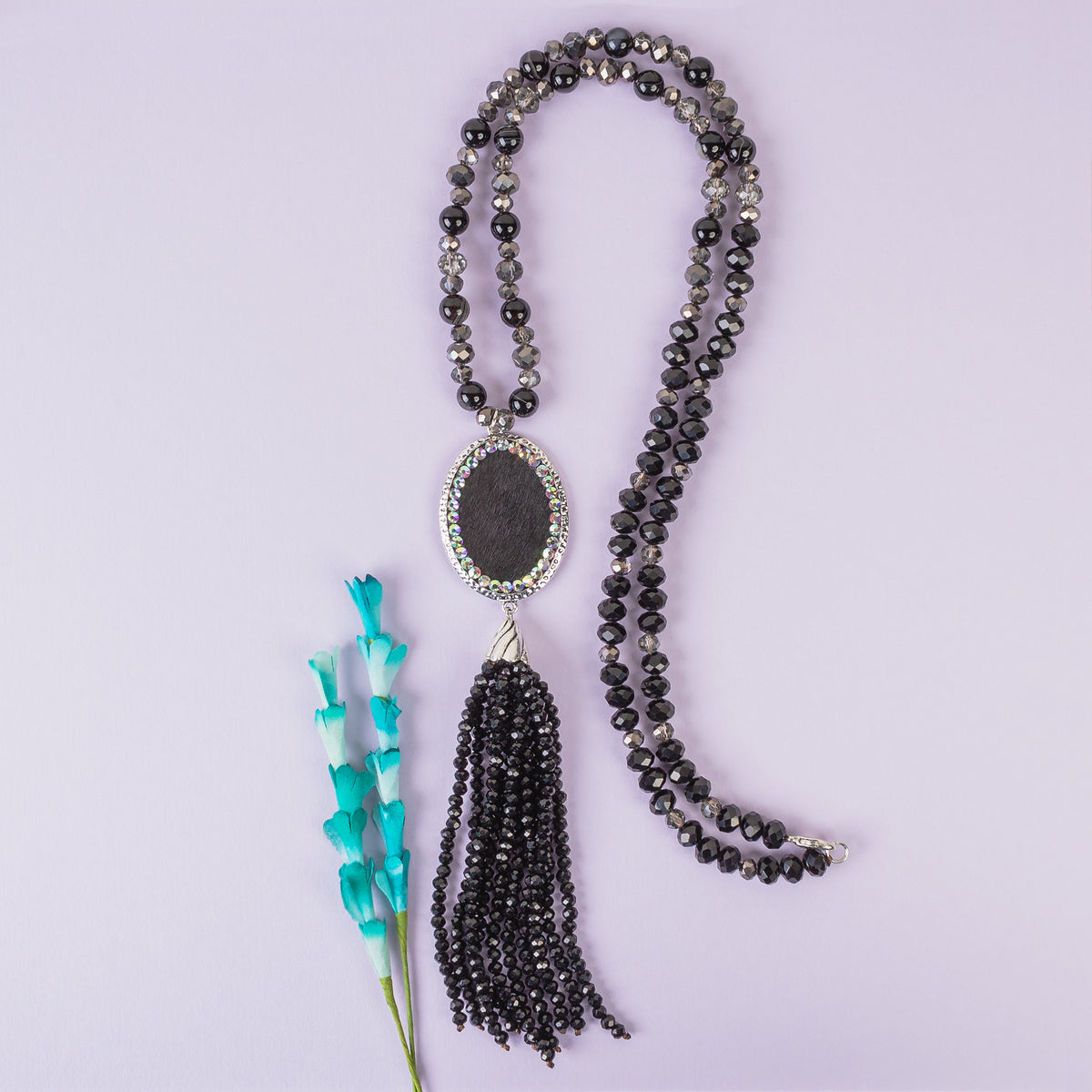 72934 - Animal Print Beaded Tassel Necklace - Black