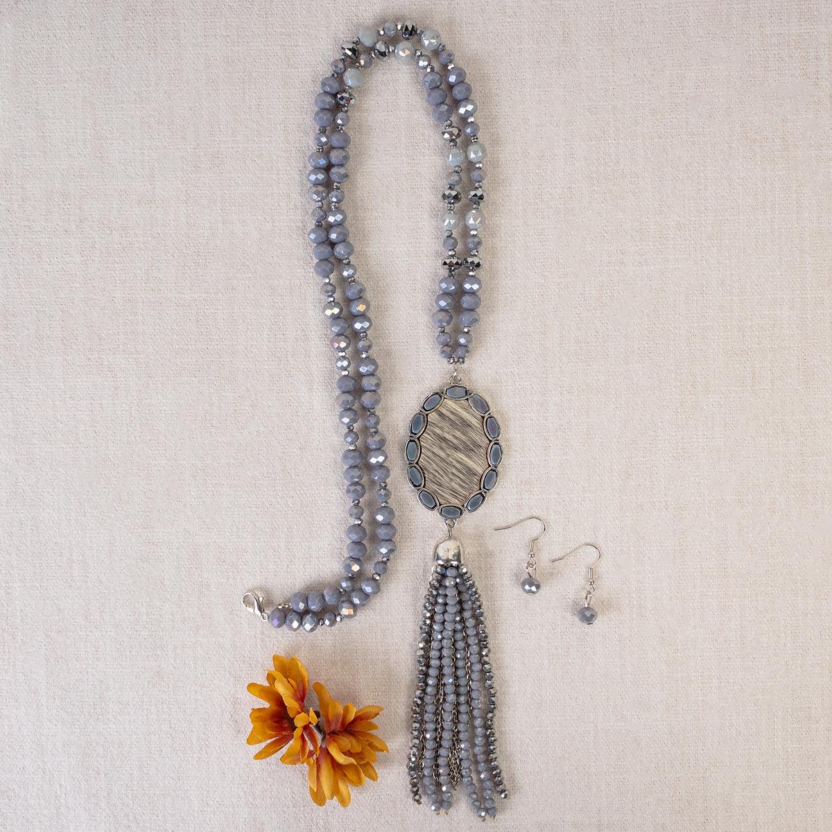 92024 - Animal Print Beaded Tassel Necklace - Grey