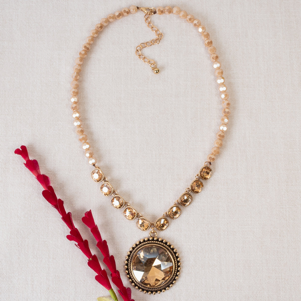 92118 - Crystal Pendant Necklace - Gold
