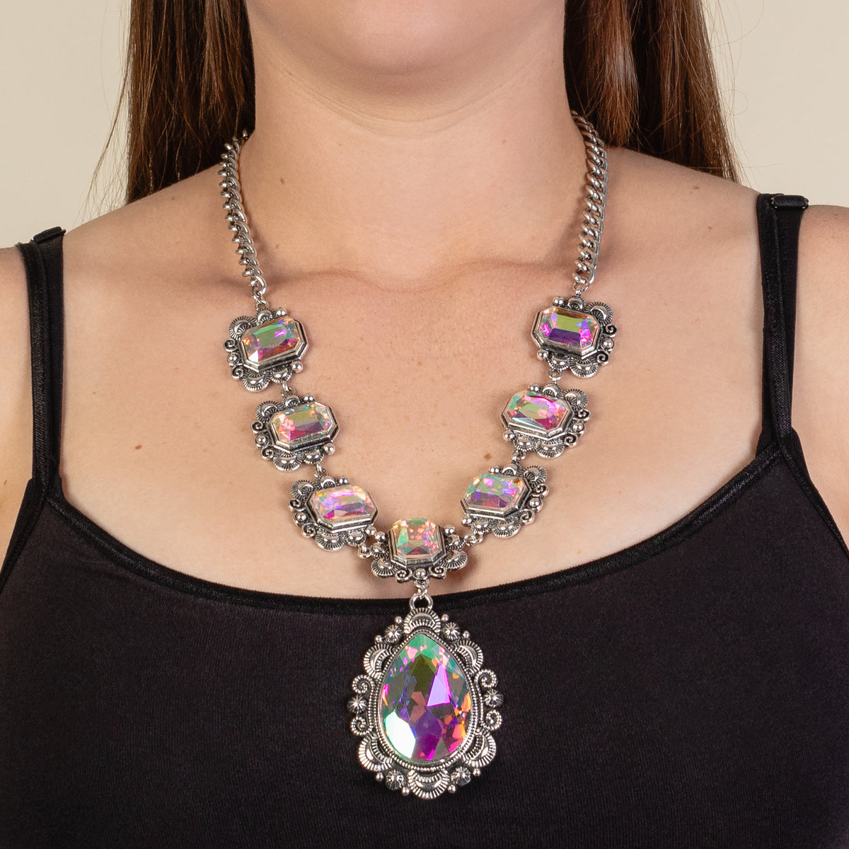 92134 - Crystal Pendant Necklace - AB