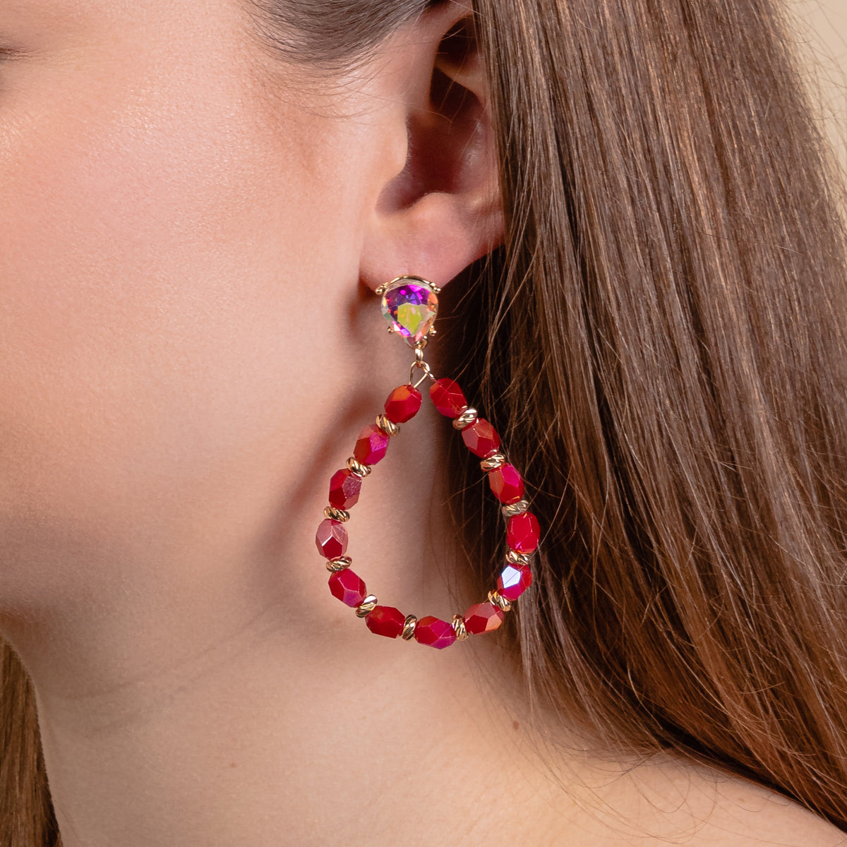 93170 - Beaded Hoop Earrings - Red