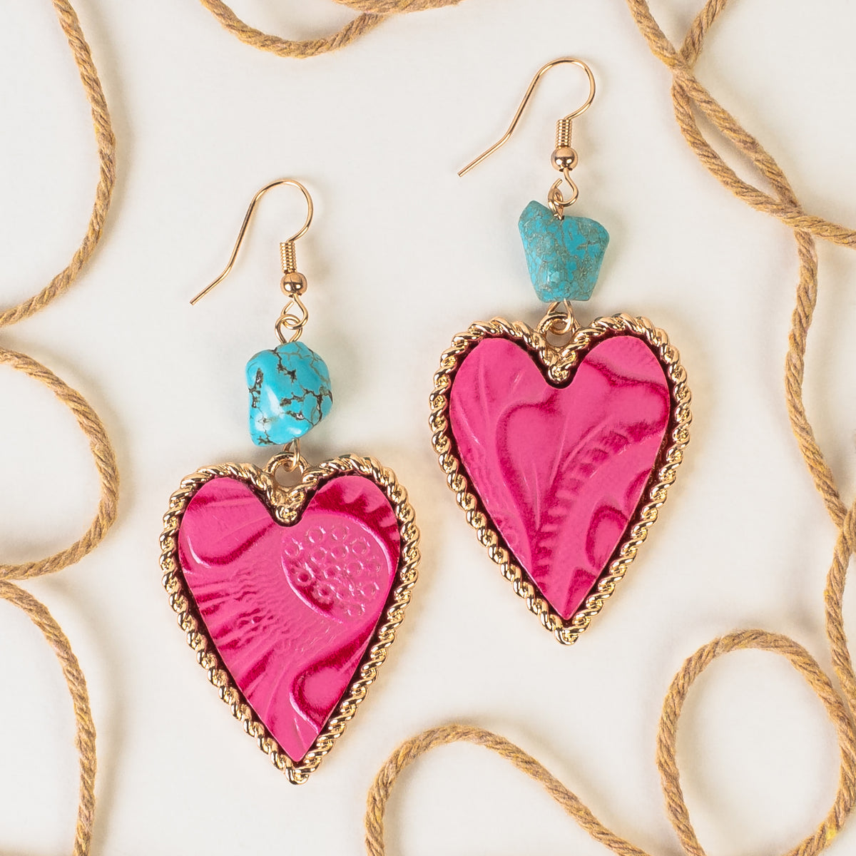 93318 - Western Heart Earrings - Fuchsia