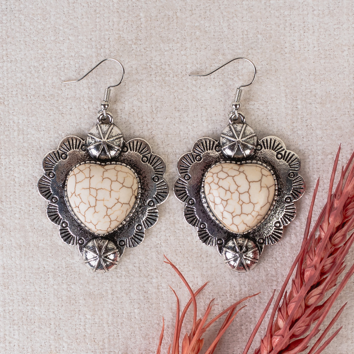 93320 - Squash Blossom Heart Earrings - Ivory & Silver