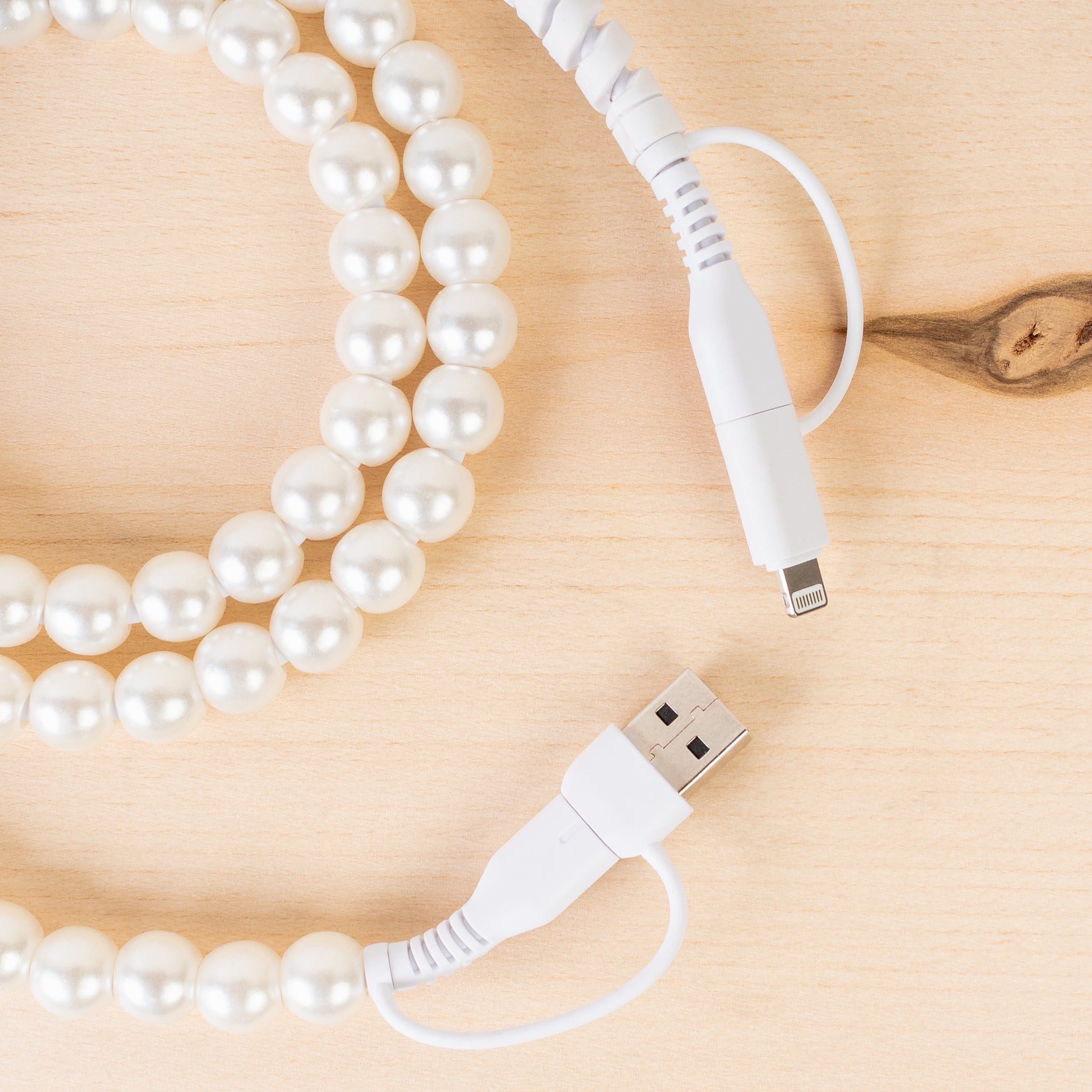 CC03 - 4-in-1 Beaded Charging Cable - Pearl | Your Fashion Wholesale