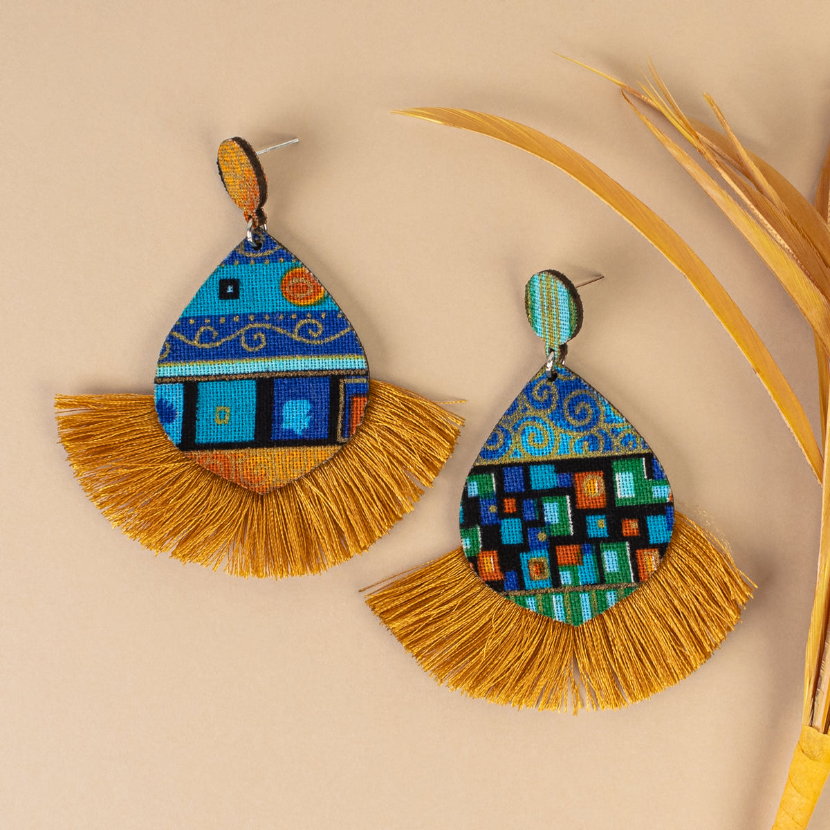 GGE87 - Abstract Tassel Earrings - Blue