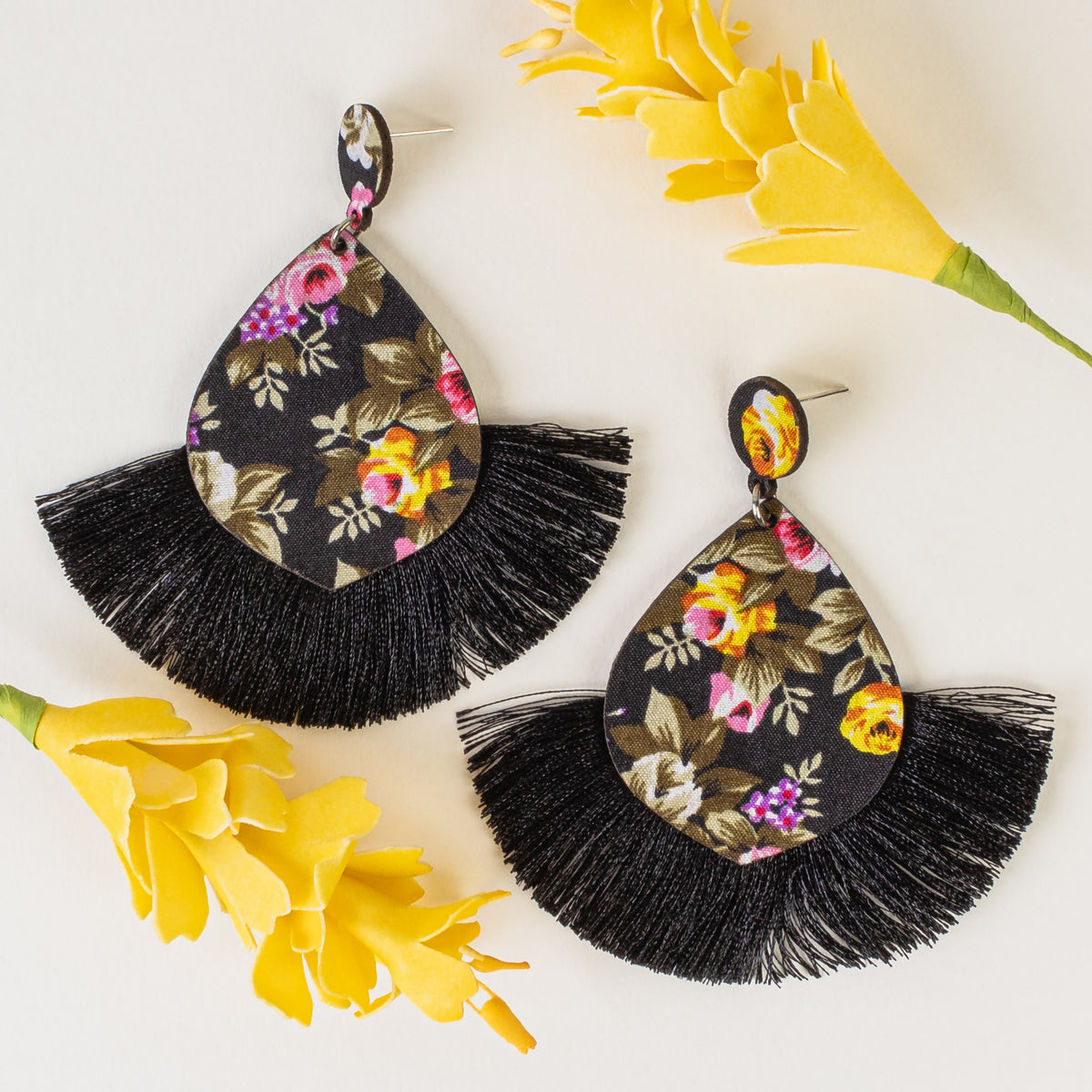 GGE94 - Floral Tassel Earrings - Black