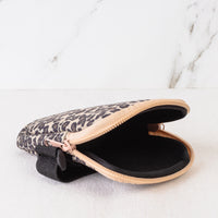 Load image into Gallery viewer, TP03 - Tumber Pouch - Leopard
