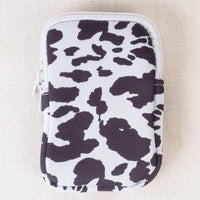 Load image into Gallery viewer, TP04 - Tumbler Pouch - Cow
