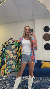 Load and play video in Gallery viewer, 8904 - Floral Print Duster
