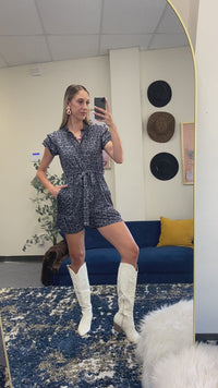 Load and play video in Gallery viewer, 50034 - Grey Leopard Print Romper with Pockets
