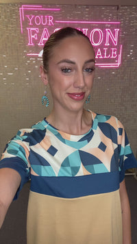 Load and play video in Gallery viewer, 30063 - Geo Print Color Block Top
