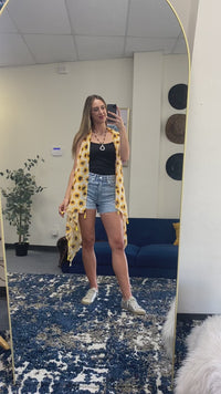 Load and play video in Gallery viewer, 7899 - Sunflower Vest - White
