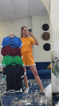 Load and play video in Gallery viewer, 30038 - Game Day Top &amp; Shorts Set with Pockets - Maroon
