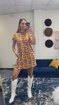 Load and play video in Gallery viewer, 30054 - Geometric Print Dress with Pockets
