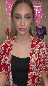 Load and play video in Gallery viewer, 6661 - Floral Print Duster
