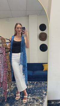 Load and play video in Gallery viewer, 7895 - Leopard Vest With Tassels - Leopard
