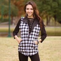 Load image into Gallery viewer, 10085 - Buffalo Plaid Reversible Vest with Pockets
