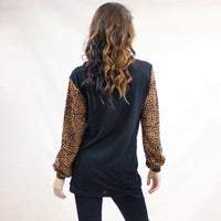 Load image into Gallery viewer, 10464 - Leopard Long Sleeve Top
