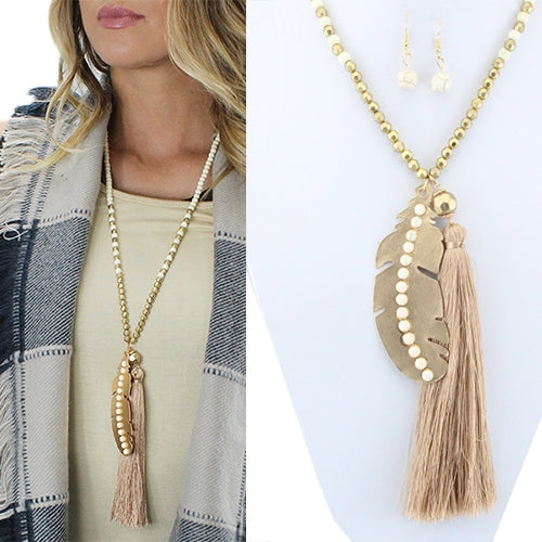 72263 - Feather Necklace